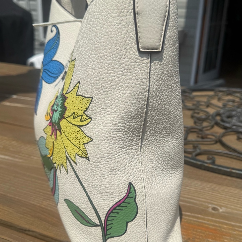 Pre-owned great condition Tory Burch Thea Appliqué Ivory Leather Bag floral - Picture 4 of 10